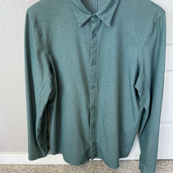 lululemon athletica Teal Button Down Shirt - Picture 1 of 3